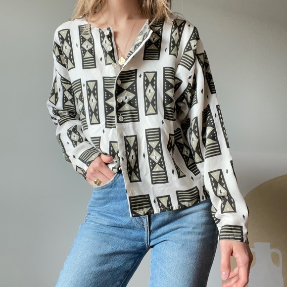 SOLD on Depop Vintage Pattern Button Up Blouse - Picture 4 of 7
